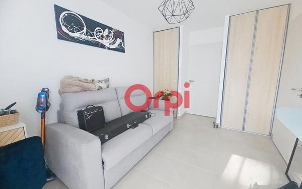 Appartement à vendre    2 pièces • 65 m2 Lunel