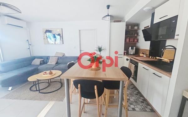 Appartement à vendre    2 pièces • 65 m2 Lunel