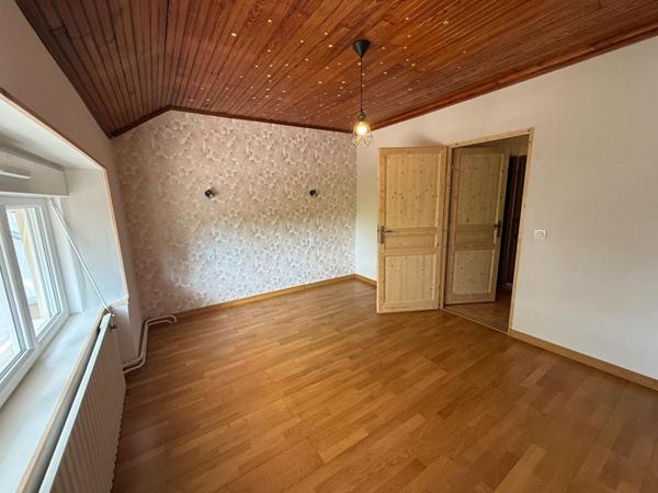 Maison mitoyenne Mandeure 5 pièce(s) 103 m2