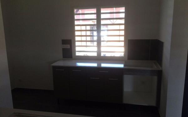 Maison à louer    4 pièces •  Macouria