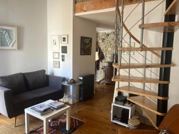 A vendre Maison de ville au coeur de BAGNERES DE BIGORRE avec un jardin  ()