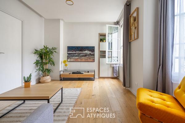 Appartement rénové rue Sainte-Croix de la Bretonnerie