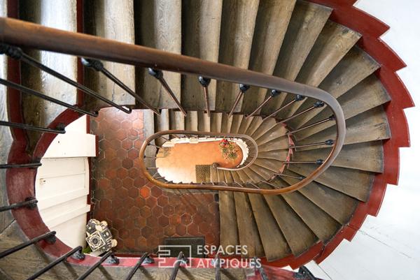 Appartement rénové rue Sainte-Croix de la Bretonnerie