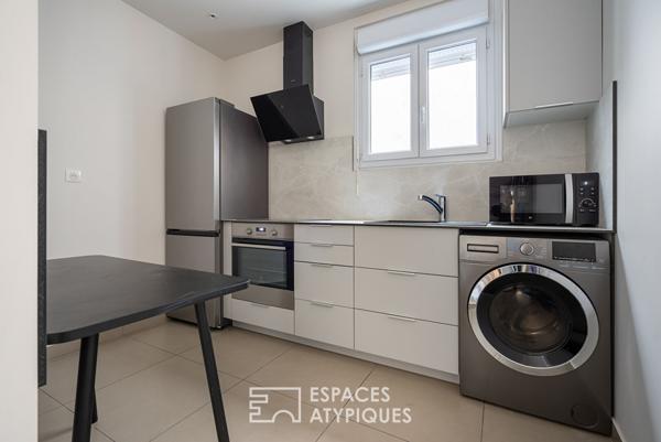 Appartement rénové rue Sainte-Croix de la Bretonnerie