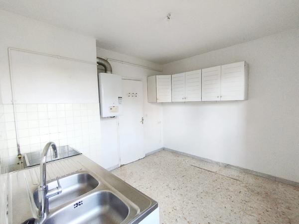 A vendre, Appartement T4 à rénover avec terrasse à BASTIA, Haute Corse (20)