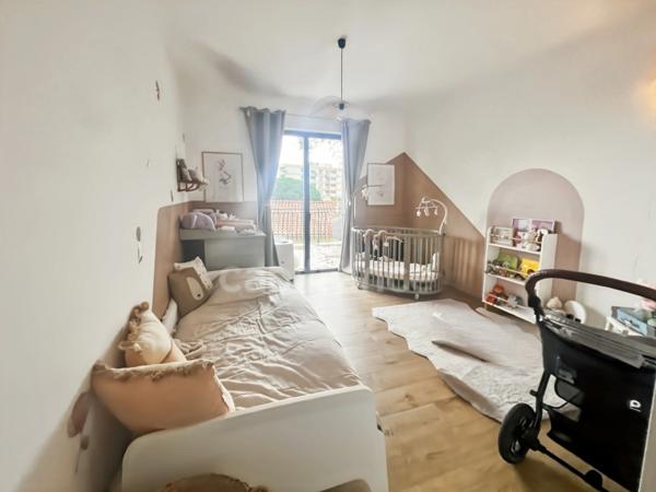 AJACCIO (20) quartier Trottel-parc Berthault , bel appartement T4 avec terrasse et jardin, proche plage et commerces