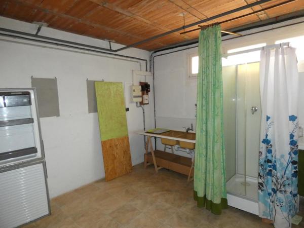 Maison T6 d'environ 113m² avec grand garage de 65m² sur une parcelle de 1374m²