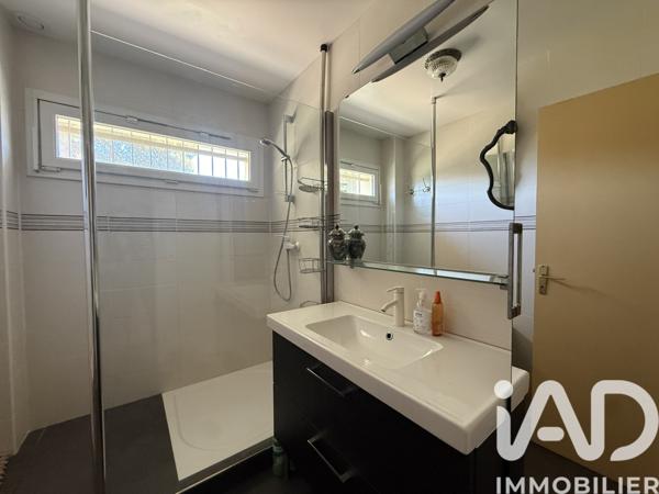 Maison à vendre 6 pièces 151 m² Aramon