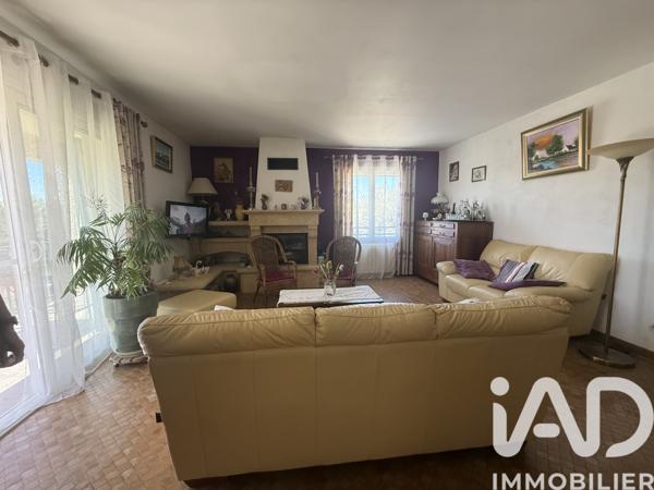 Maison à vendre 6 pièces 151 m² Aramon