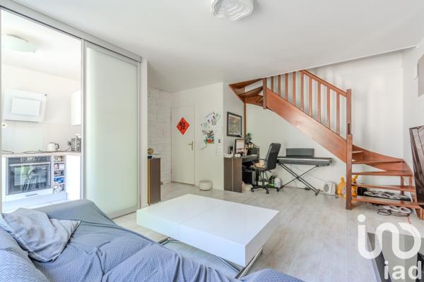 Appartement 3 pièces de 60 m² à Magny-le-Hongre (77700)