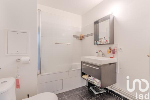 Appartement 3 pièces de 60 m² à Magny-le-Hongre (77700)