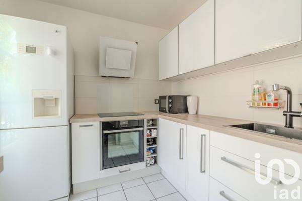 Appartement 3 pièces de 60 m² à Magny-le-Hongre (77700)