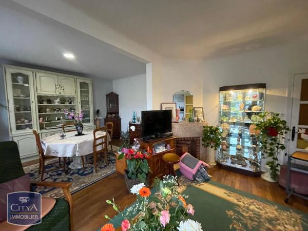 Immeuble à vendre 208m²