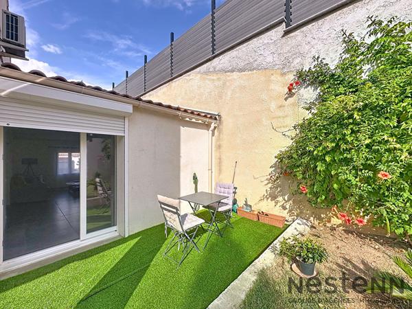 Maison 4 pièces de 86 m² à Trets avec extérieur et beau potentiel