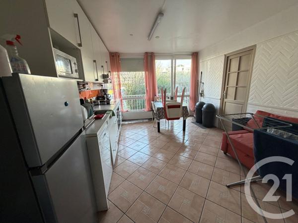 Appartement F6 à vendre  6 pièces - 95,51 m2 CERGY - 95