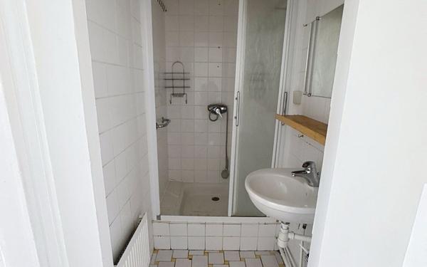Appartement à vendre    3 pièces • 48 m2 Paris 20