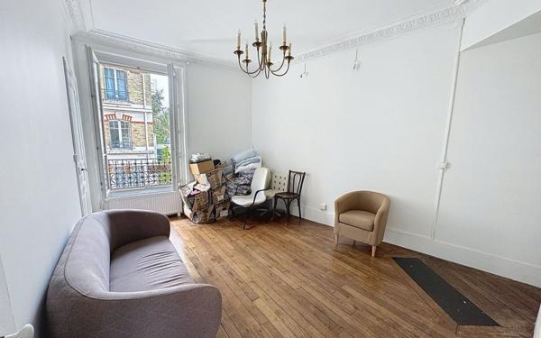 Appartement à vendre    3 pièces • 48 m2 Paris 20
