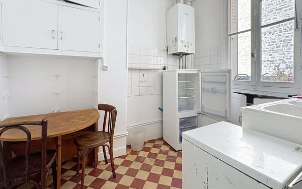 Appartement à vendre    3 pièces • 48 m2 Paris 20