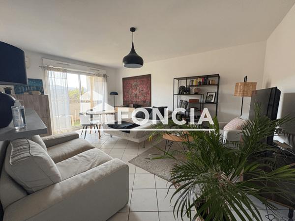 Location Appartement 3 pièces 65.53 m² - 83 RUE FRANCOIS REBOUL Hyeres Les Palmiers 83400