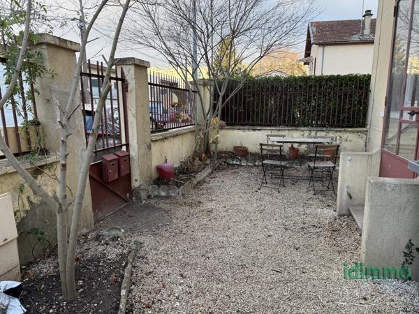 Appartement de Type T3 51m2 avec Jardin Bron (69500)