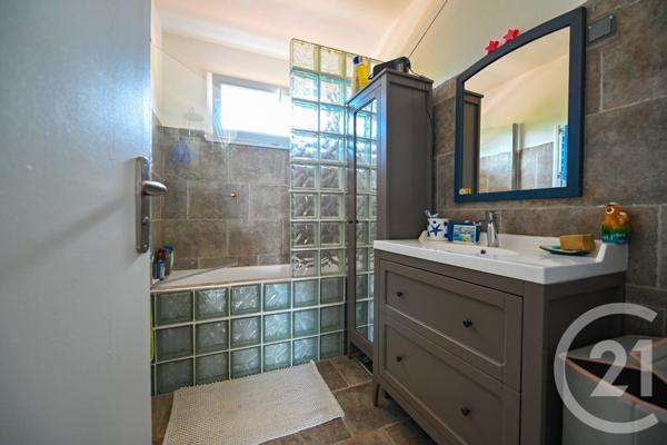 Maison à vendre  5 pièces - 104,44 m2 BORMES LES MIMOSAS - 83