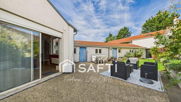 Maison de ville au coeur de la Pallice