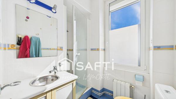 Maison de ville au coeur de la Pallice