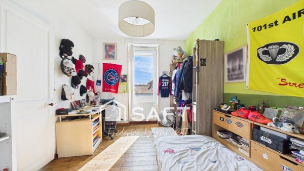 Maison de ville au coeur de la Pallice