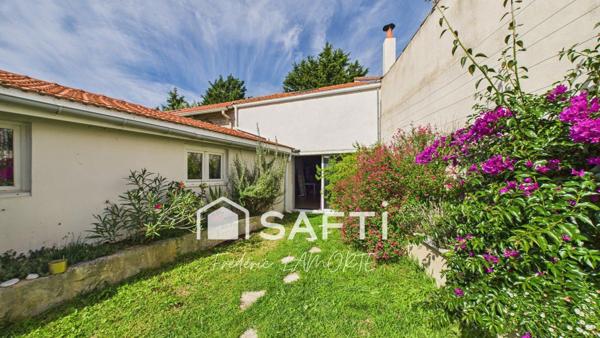 Maison de ville au coeur de la Pallice