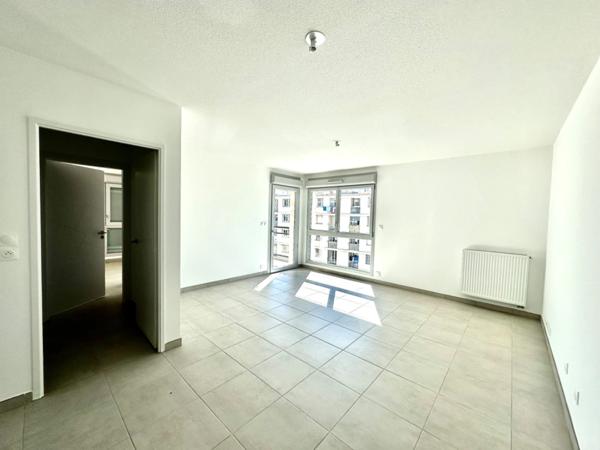 Marseille 12ème, proche de St Julien/Beaumont, T3 DE 57m2 NEUF avec terrasse de 8m2, 2 places de parking en sous-sol.