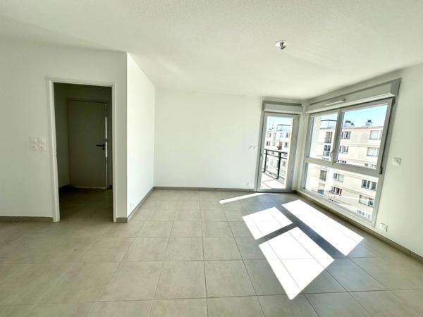 Marseille 12ème, proche de St Julien/Beaumont, T3 DE 57m2 NEUF avec terrasse de 8m2, 2 places de parking en sous-sol.