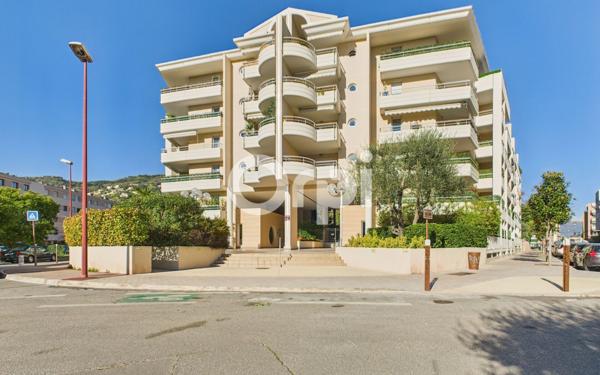 Appartement à vendre    1 pièce • 32,30 m2 Mandelieu-la-Napoule