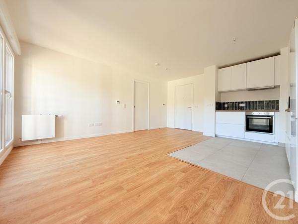 Appartement F3 à vendre  3 pièces - 64,70 m2 ST OUEN - 93