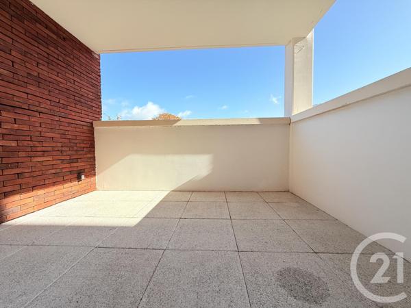 Appartement F3 à vendre  3 pièces - 64,70 m2 ST OUEN - 93