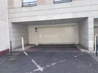 Location Parking 15 m2 à Asnières-sur-Seine