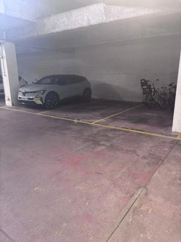 Location Parking 15 m2 à Asnières-sur-Seine