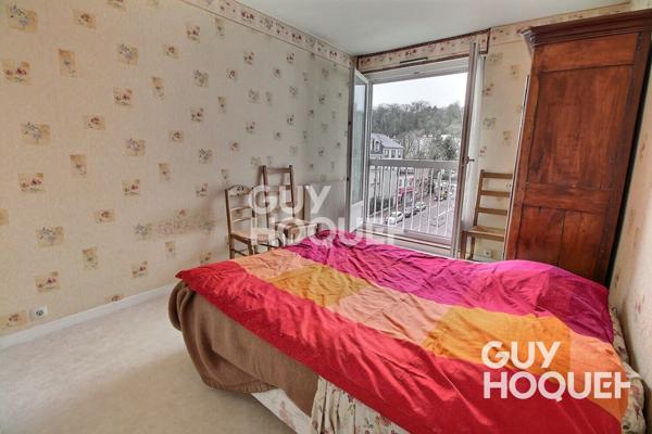 Appartement Le Plessis Robinson (RER B, 3 pièces avec balcon, cave, box et parking.