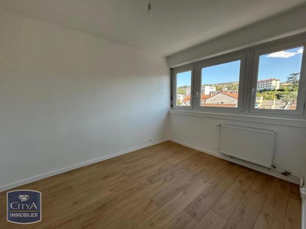 Appartement à louer 4 pièces 76.56m² Rive-de-Gier (42800)