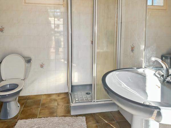 Dpt Gers (32) - près d'AUCH - à vendre maison avec appartement et piscine - 210 m2 - 4594 m2