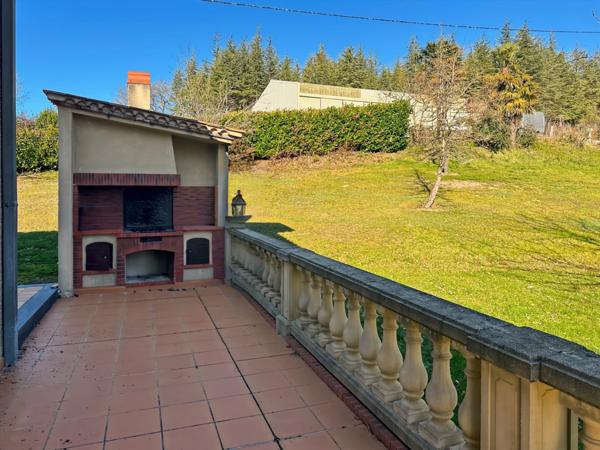 Dpt Gers (32) - près d'AUCH - à vendre maison avec appartement et piscine - 210 m2 - 4594 m2