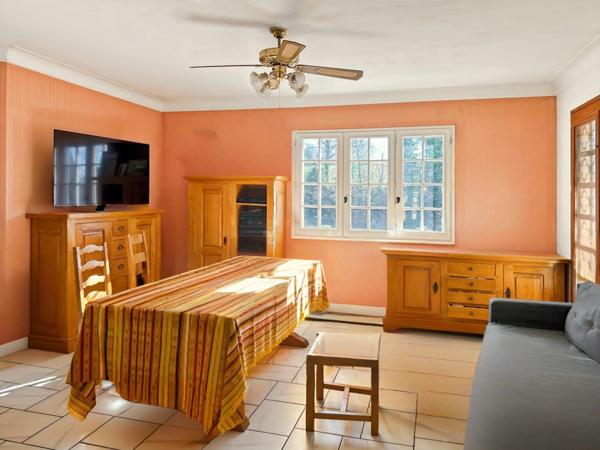 Dpt Gers (32) - près d'AUCH - à vendre maison avec appartement et piscine - 210 m2 - 4594 m2