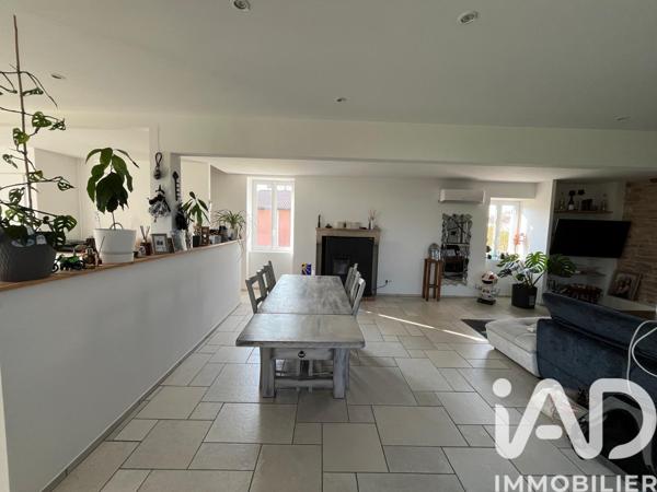 Maison à vendre 5 pièces 195 m² Mâcon