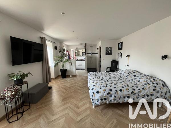 Maison à vendre 5 pièces 195 m² Mâcon