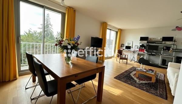 Appartement
         3 pièces
        - 95 m² Exclusivité 306 000 € *