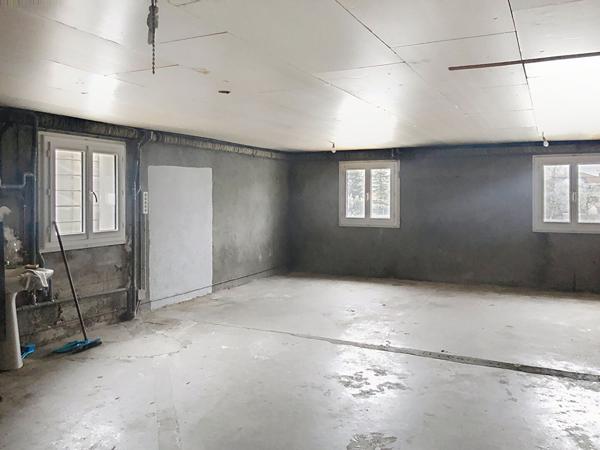 SAINTE SIGOLENE !Maison traditionnelle d'environ 130 m2 sur plus de 700m2 de terrain!