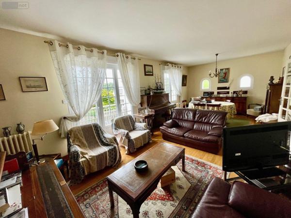 Maison à vendre à Lannion dans les Côtes-d'Armor (22300), ref : B8/2025