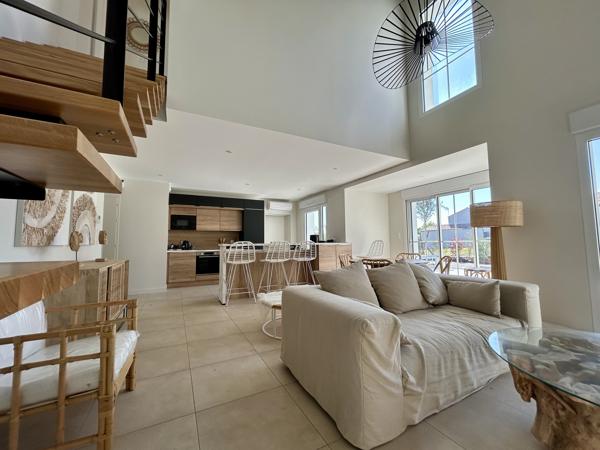 Maison
         5 pièces
        - 152 m² Bien prestige