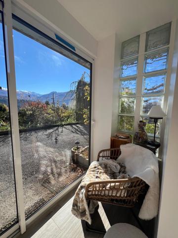 Jolie maison rénovée avec goût, à proximité des commodités