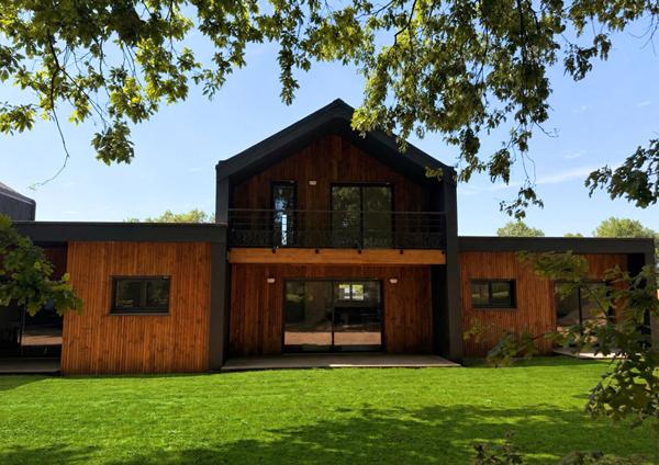 Maison Nesmy