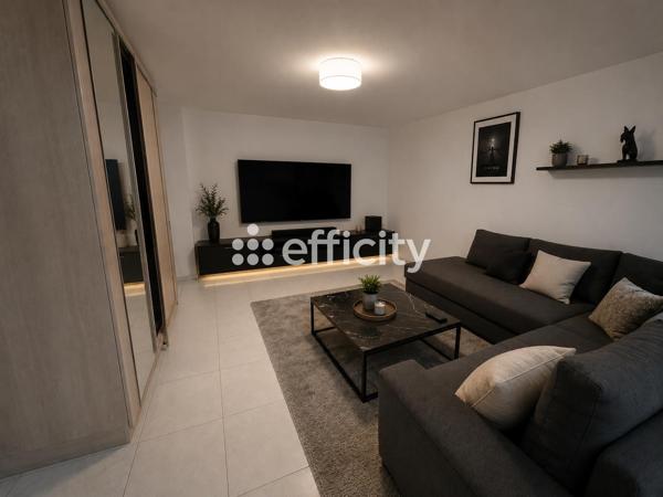 Maison
         5 pièces
        - 158 m² 586 500 € *